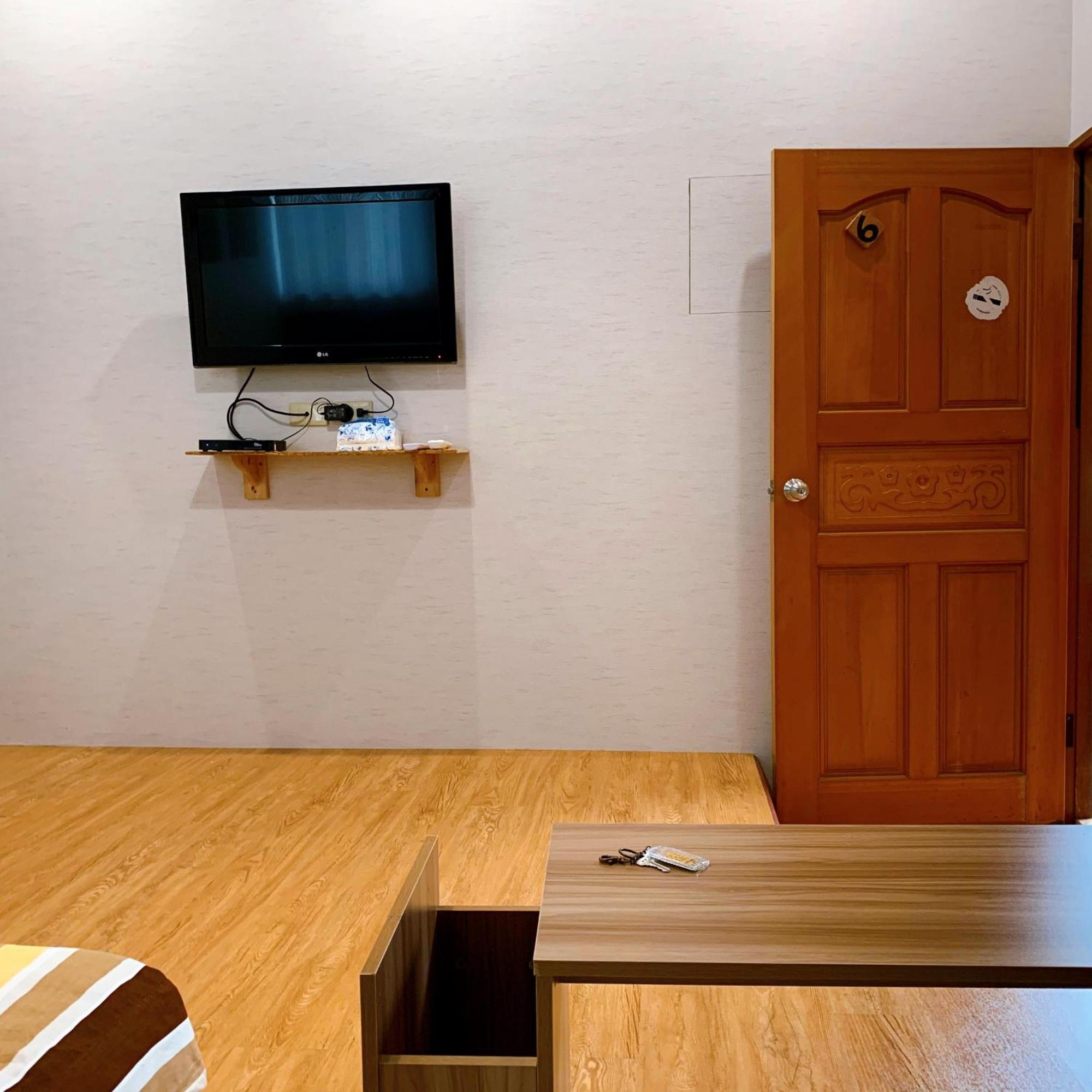Song Youf Hostel Zhongpu Стая снимка
