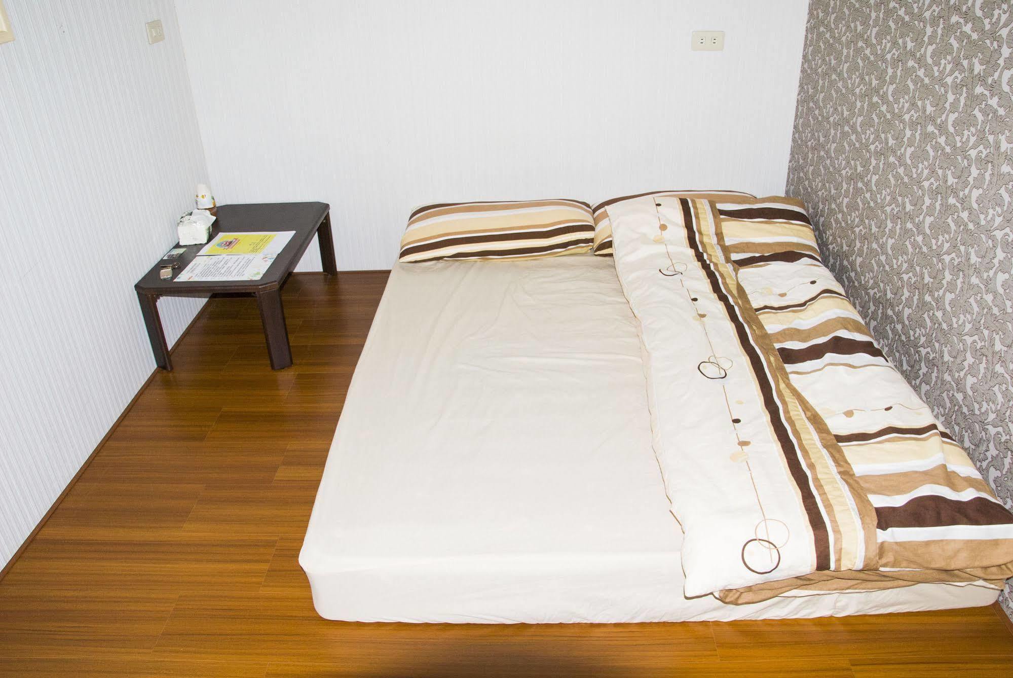 Song Youf Hostel Zhongpu Екстериор снимка